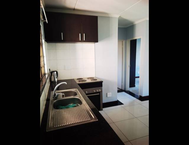 1 BEDROOM PROPERTY TO RENT IN NOORDWYK